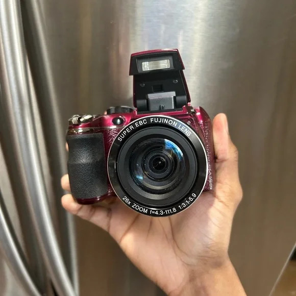 Rare FUJIFILM FINEPIX S3380 14 MP Digital Camera Burgundy Red w/bag SD CARD